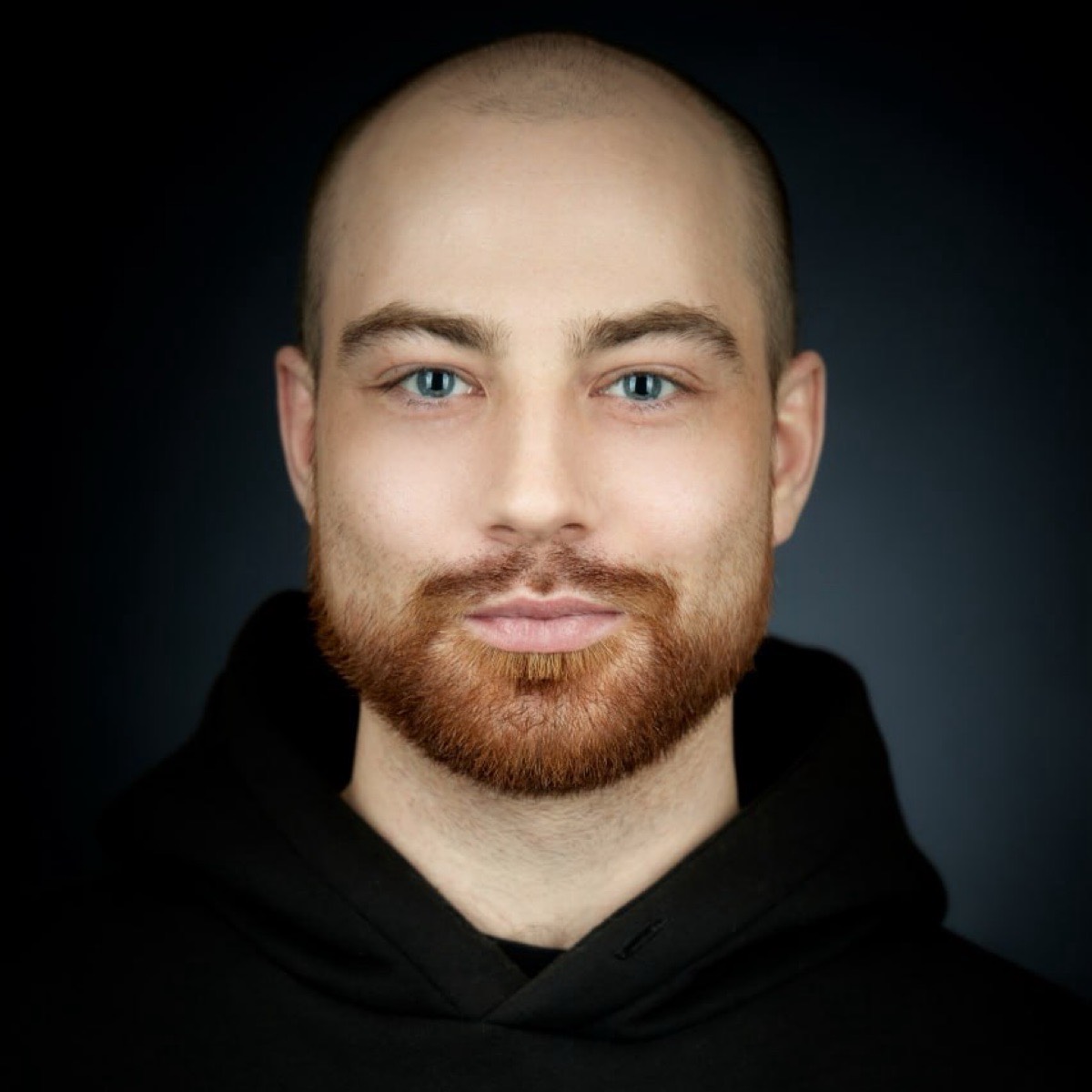 Артем Новожилов