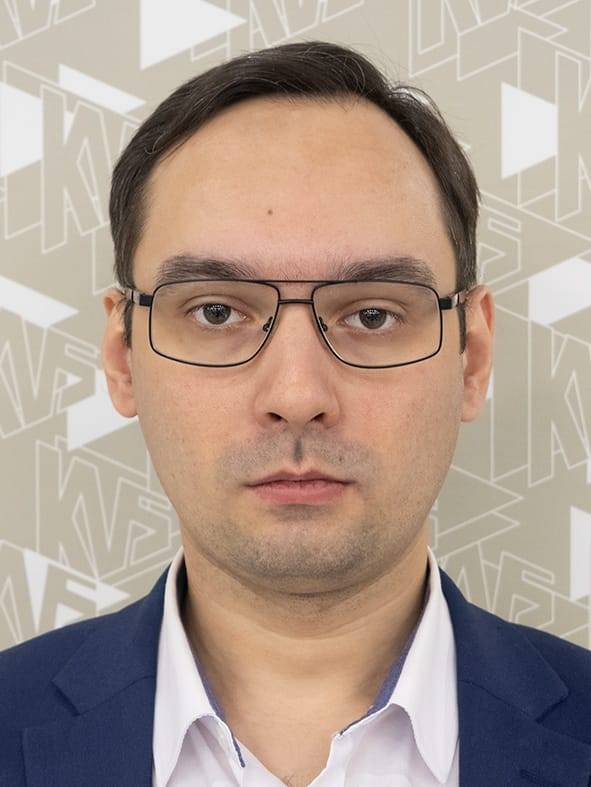 Анатолий Смолин