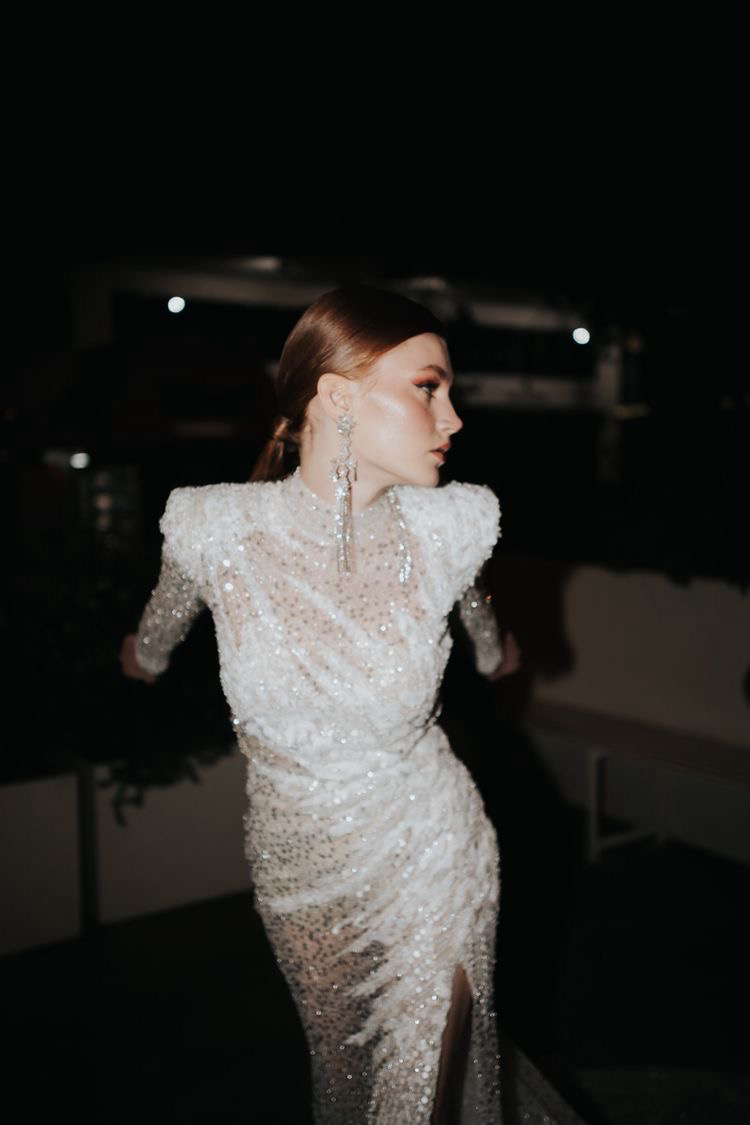 К новому году планирую организовать гламурный фотодень для девушек ❄️✨
Большая часть организации с меня, а также стилизация образов
Ищу фотографа , визажиста , стилиста по волосам для реализации этой ... | Сетка — социальная сеть от hh.ru