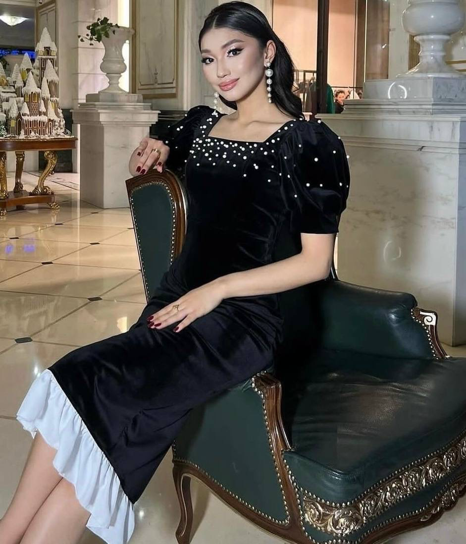 New Collection
Роскошь и богемность Эти платья созданы чтобы сделать ваше мероприятие или свидание совершенным и запоминающимся✨
—————————
Цена: 1000₽
—————————
Размеры: S(42,44) M(46,48) в размер
Тка... | Сетка — социальная сеть от hh.ru