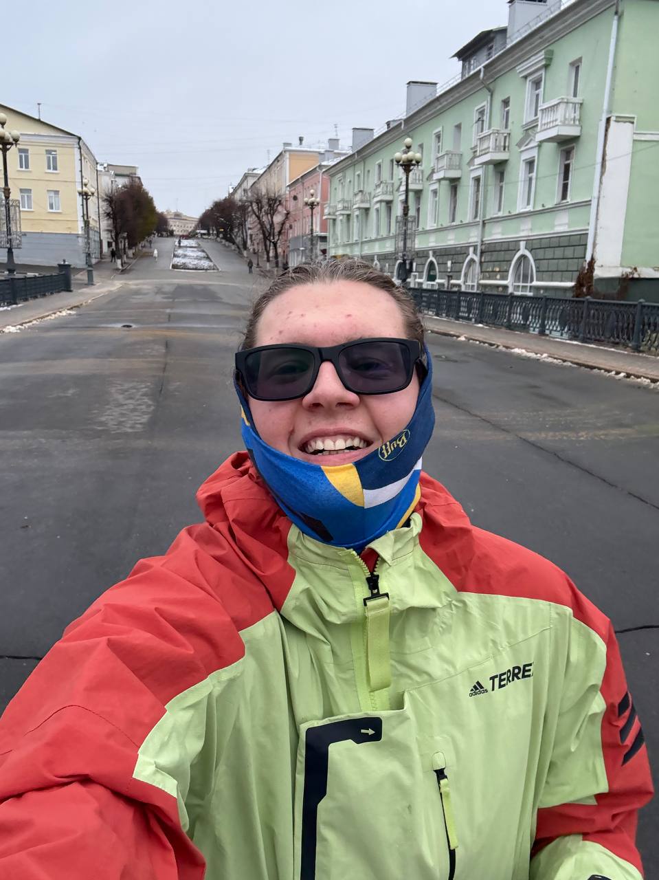 У меня есть психолог.
Пару месяцев назад я был спикером на форуме Байкал, и со мной выступал Айс — крутой чувак, с которым мы виделись уже второй раз | Сетка — социальная сеть от hh.ru