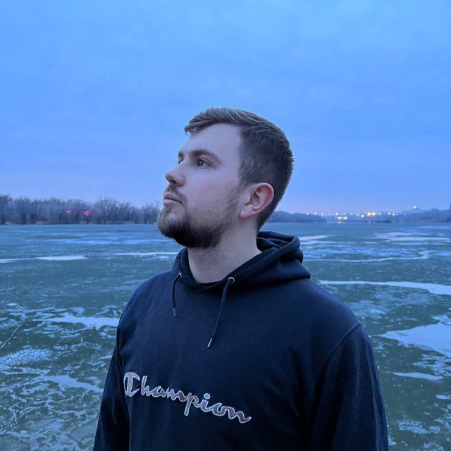 Павел Петров