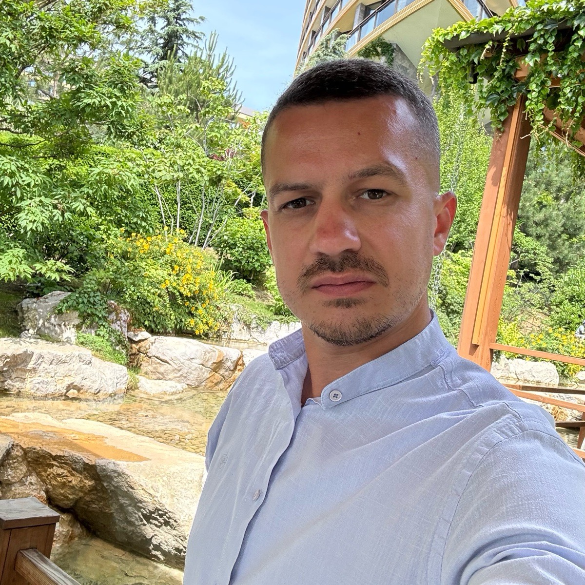 Network member avatar