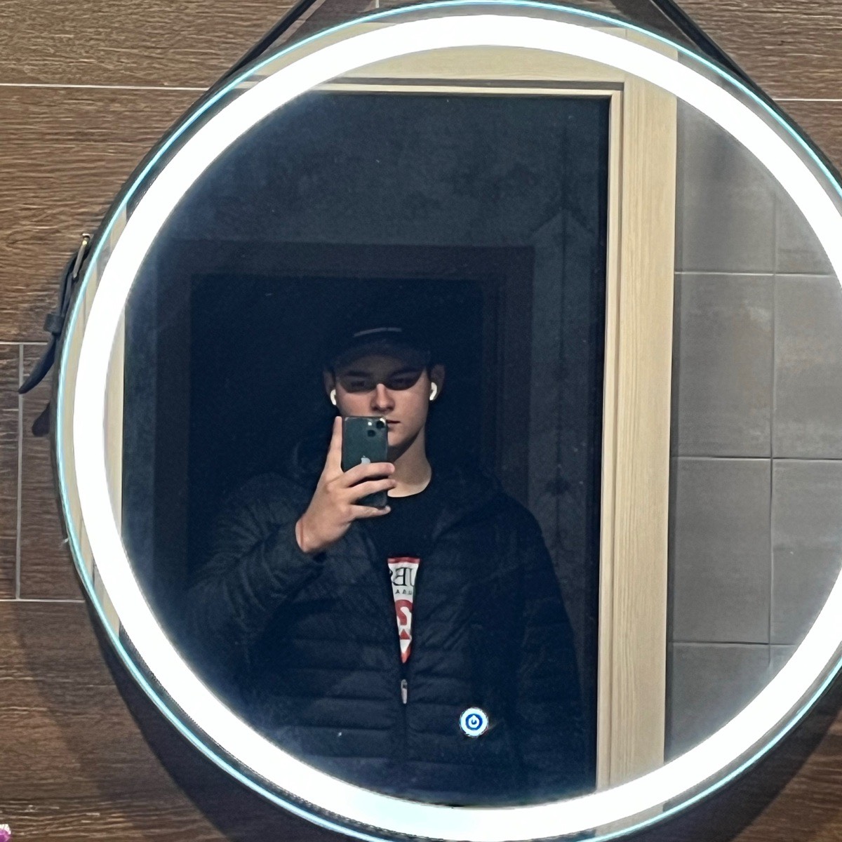 Владимир Касаджик