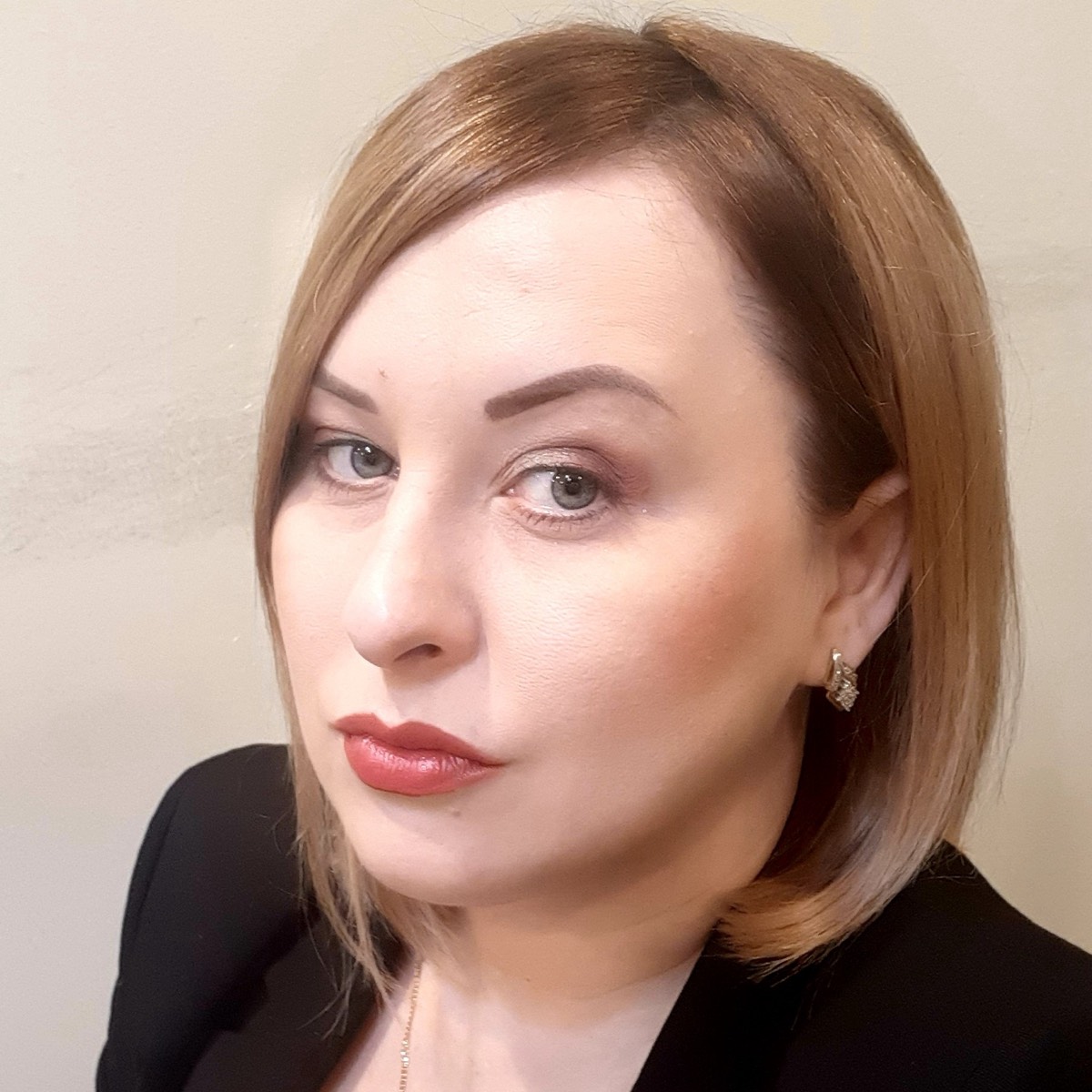 Надежда Елистратова | Сетка — социальная сеть от hh.ru