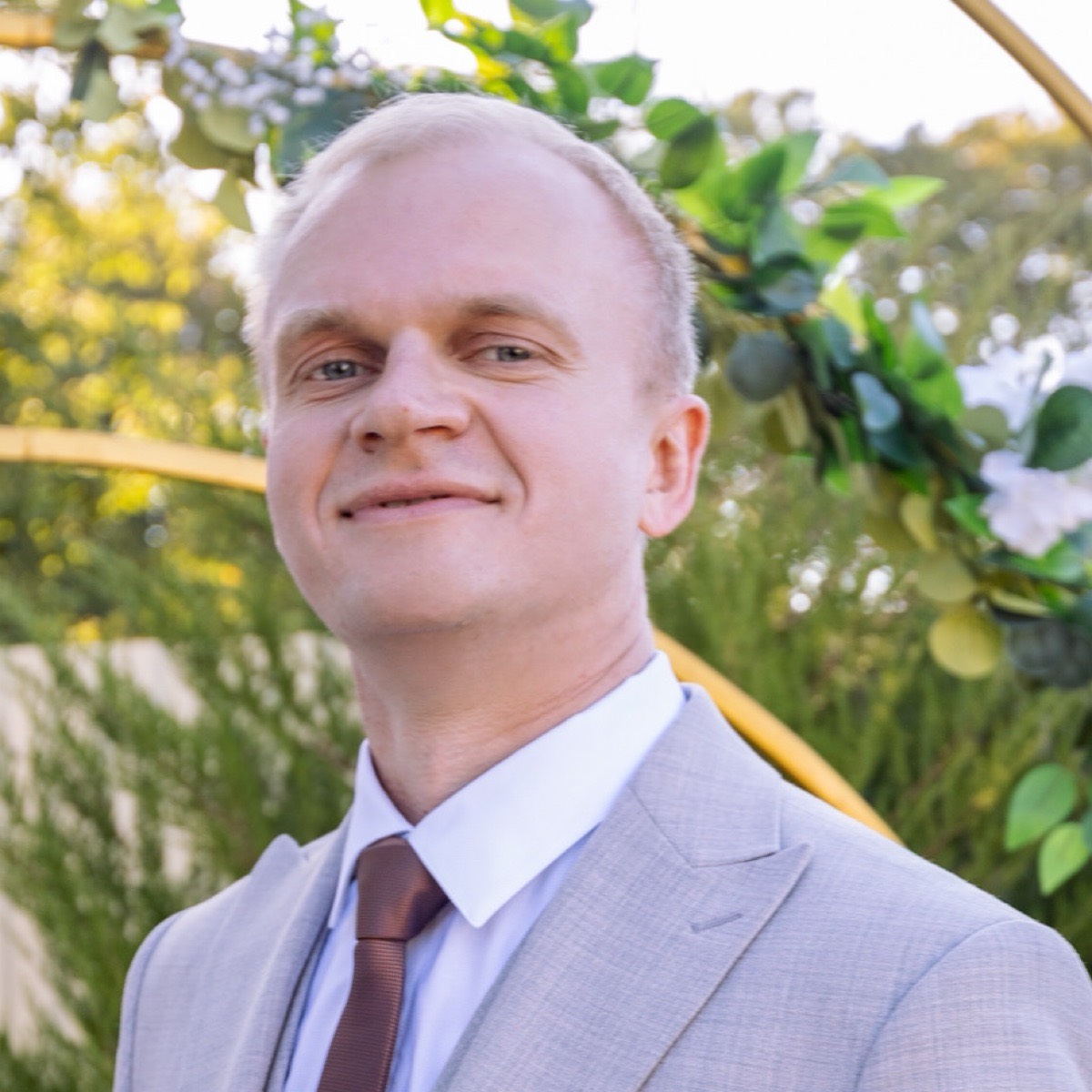 Александр Лазарев