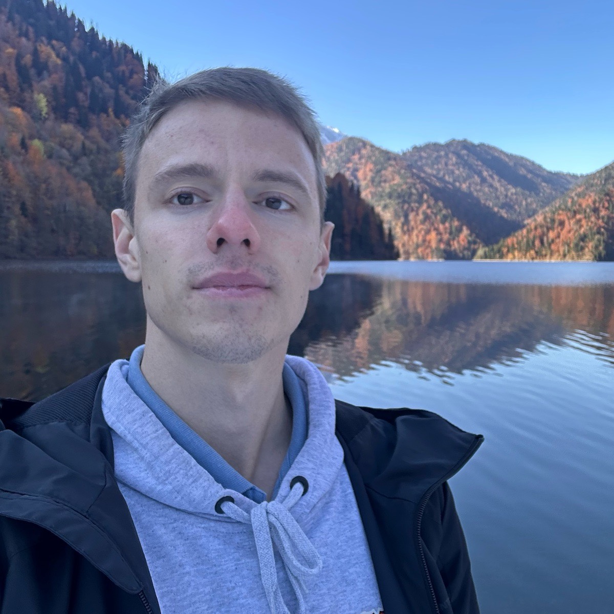 Maxim Hasanov | Сетка — социальная сеть от hh.ru