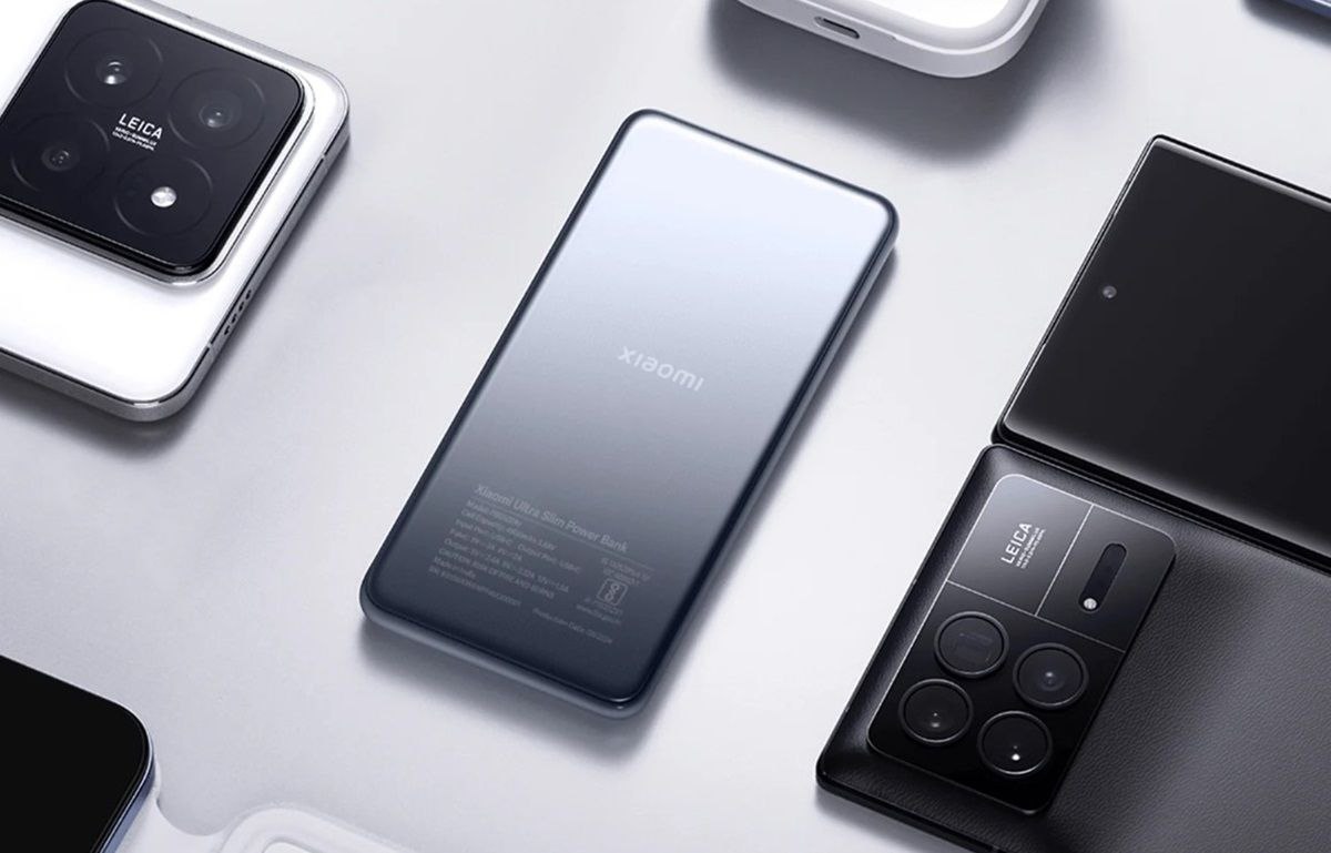 Xiaomi выпустили самый тонкий в истории пауэрбанк! Размером он чуть больше кредитной карты, но мощность как у нормальной банки — 5000mAh.
Называется новинка Xiaomi Ultra Slim Power Bank | Сетка — социальная сеть от hh.ru