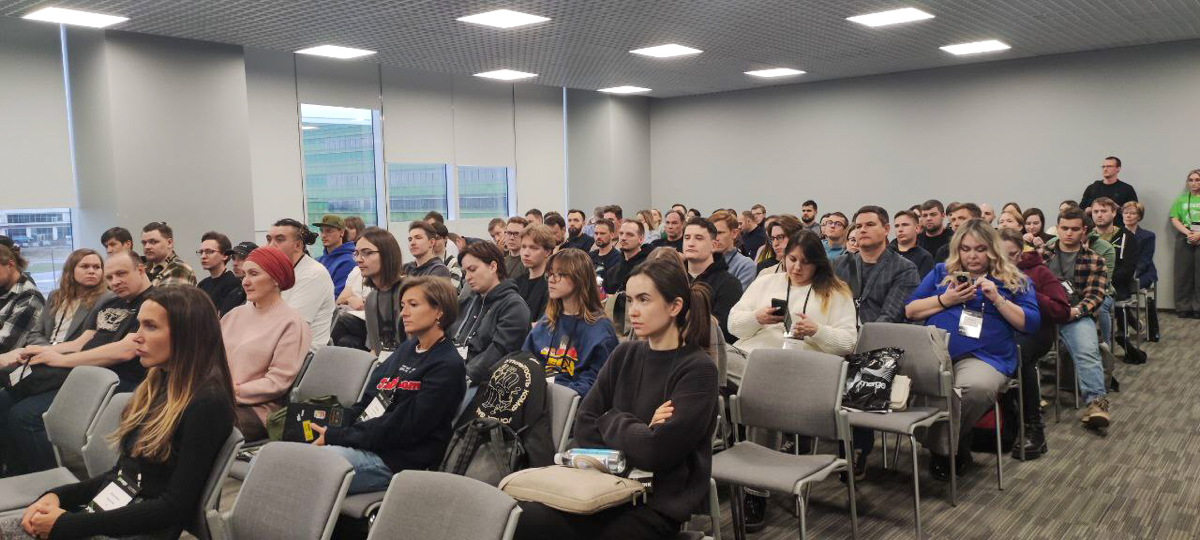 Подводим итоги конференции Merge в Сколково! ⚡️
В эту субботу в Сколково прошла профессиональная межрегиональная конференция Merge, которая объединила весь IT-мир: от разработчиков до маркетологов | Сетка — социальная сеть от hh.ru