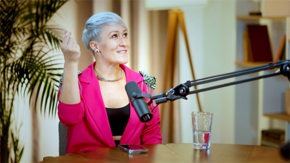 Пропасть между наукой и бизнесом.
В глубинах нашей страны зияет неодолимая пропасть между наукой и бизнесом - подобно бездонной пропасти, разделяющей два мира | Сетка — социальная сеть от hh.ru