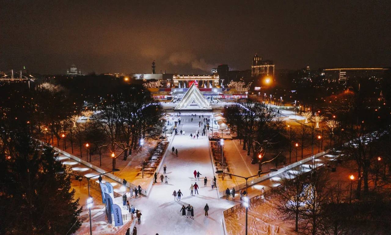 ⛸️ Каток в Парке Горького откроется 29 ноябряПродажа билетов начинается сегодня 21 ноября🎟️
📲Подпишитесь на Вдвижении
#активныйотдых | Сетка — социальная сеть от hh.ru