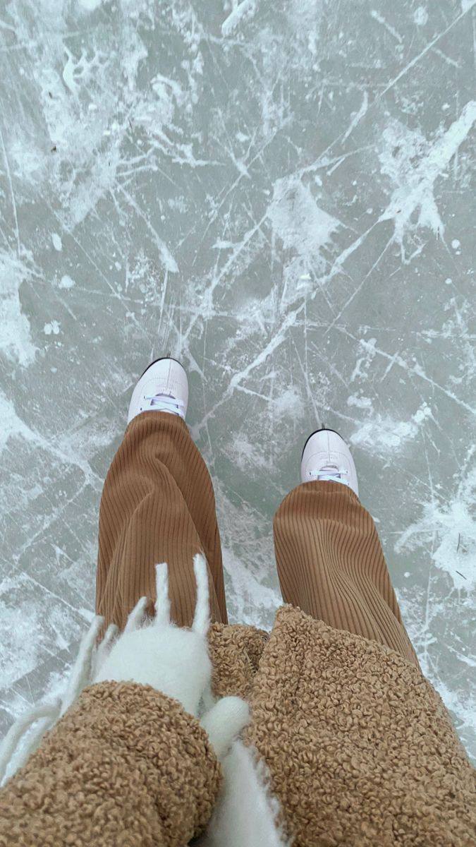 ❄️В субботу 23 ноября откроется бесплатный каток на Северном речном вокзале
Вт-Вс 10:00-22:00
Для удобства на катке установлен теплый павильон для переодевания и хранения вещей на время катания, досту... | Сетка — социальная сеть от hh.ru