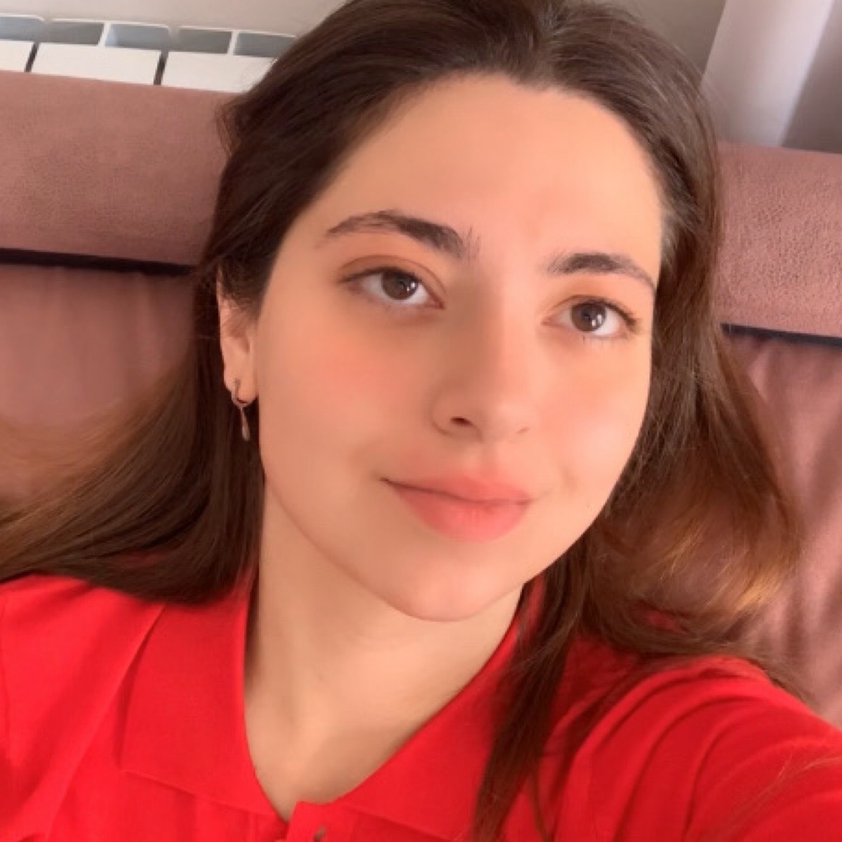 Анна Айвазян