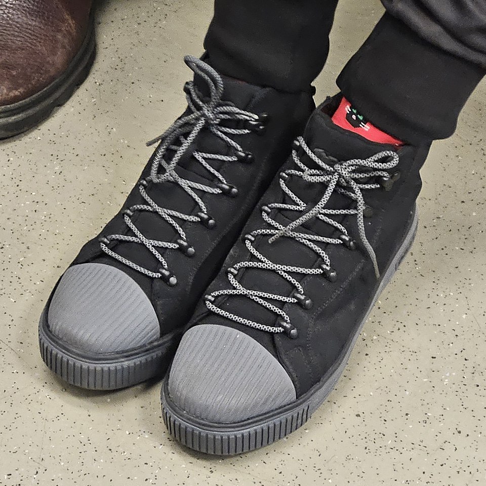 В чём одна из фишек моего канала?✨
Ловить МОМЕНТЫ и ДЕТАЛИ в обыденном, в том, что вы видите каждый день! Вот смотрите-ка, вроде обычное фото, но сколько в нём интересного | Сетка — социальная сеть от hh.ru