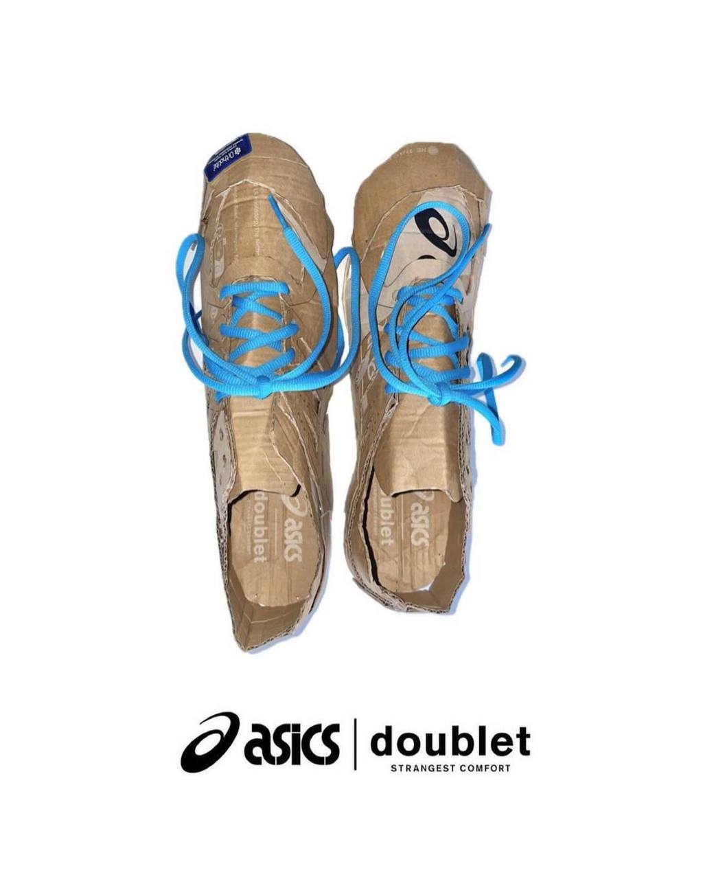 Кроссовки из… коробки? Ахах, жесть. Японское отделение ASICS заколлабилось с молодым и креативным дизайнером из Doublet и получилось ЭТО.
Стоимость шедевра — 225 баксов (~22300 рублей) | Сетка — социальная сеть от hh.ru