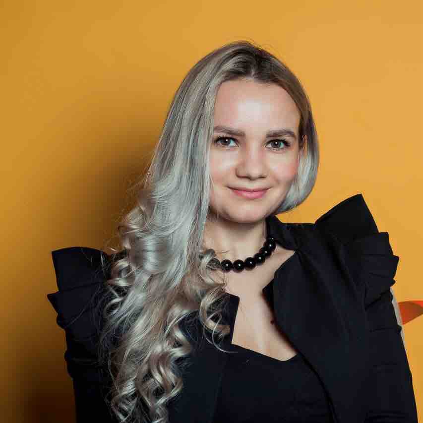 Алёна Бухонова