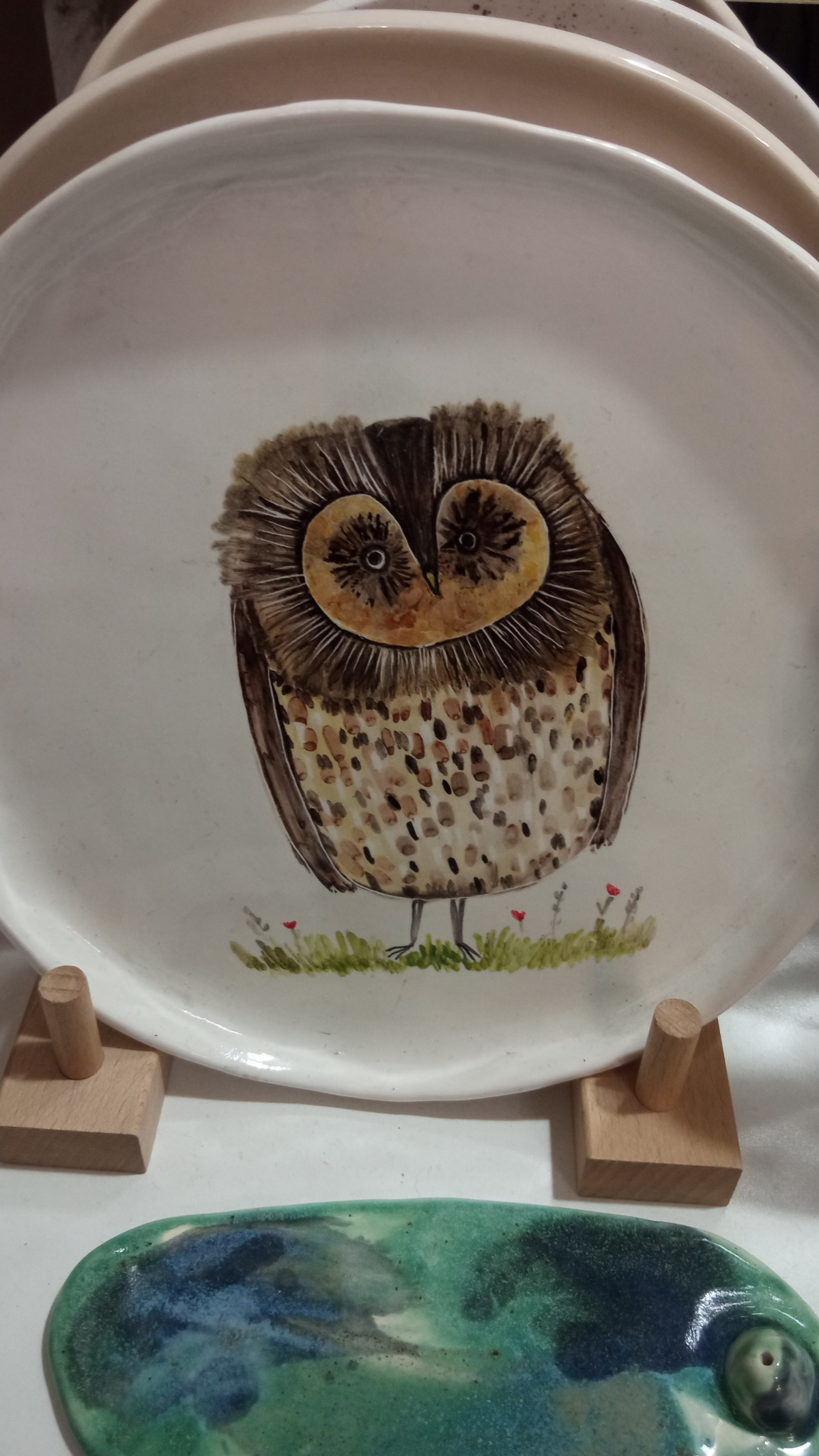 Каждый день учусь чему-то новому, решаю задачи, пишу код, разбираюсь с багами, строю проекты. 

Но иногда в голове всё равно всплывает этот голос: 'Ты недостаточно хорош | Сетка — социальная сеть от hh.ru