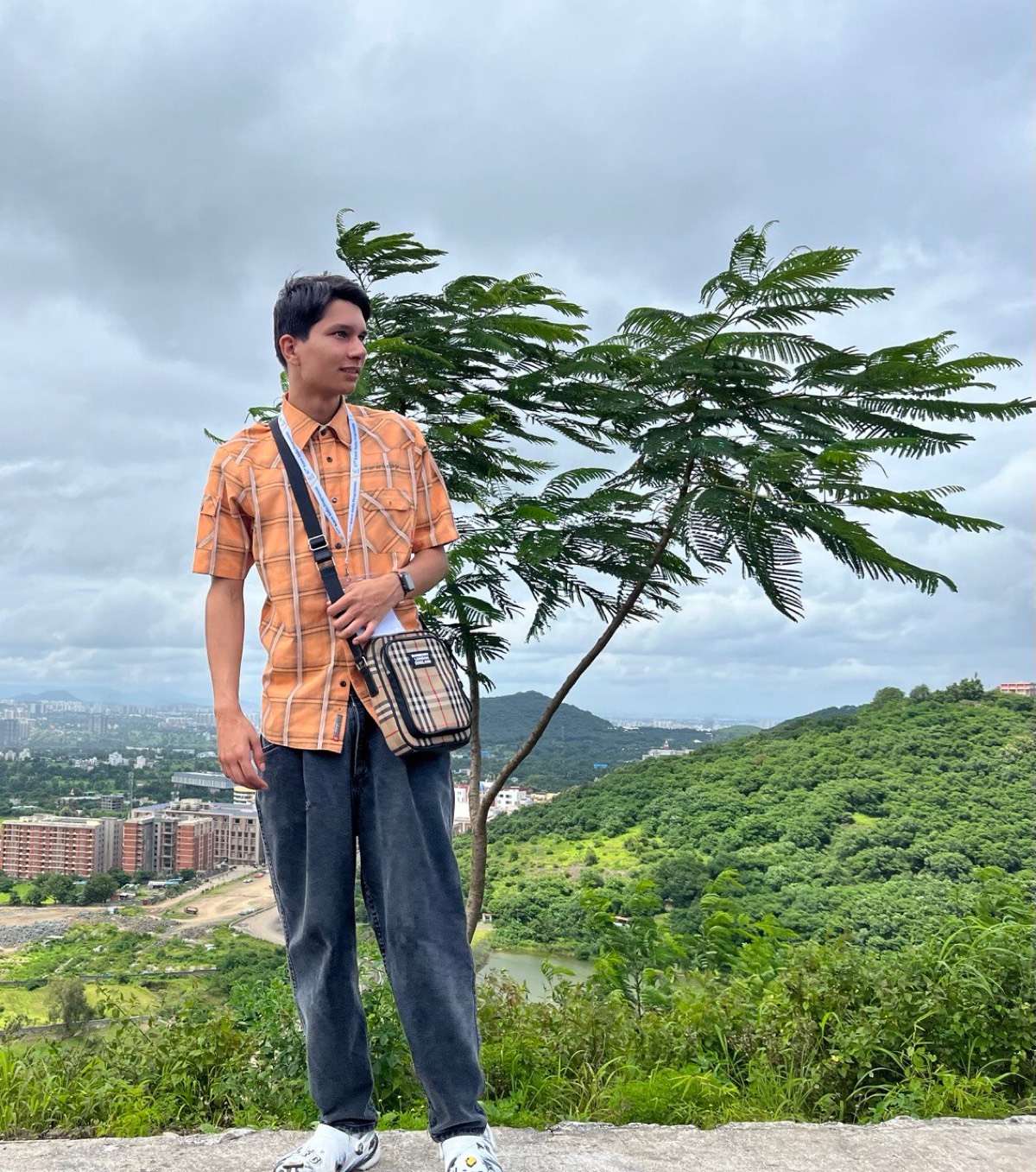 Яш Дасгупта