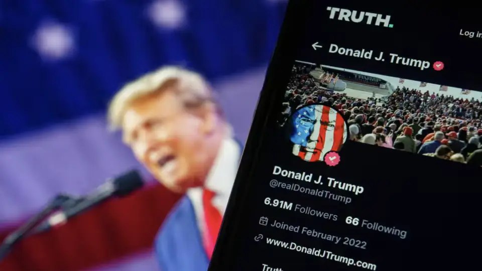 Trump Media намерена запустить сервис криптовалютных платежей TruthFi | Сетка — социальная сеть от hh.ru