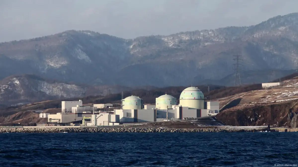 Япония возвращается к атомной энергии для поддержки ЦОД
Hokkaido Electric Power готовится перезапустить реактор Tomari 3 на единственной АЭС Хоккайдо для обеспечения энергоёмких дата-центров | Сетка — социальная сеть от hh.ru