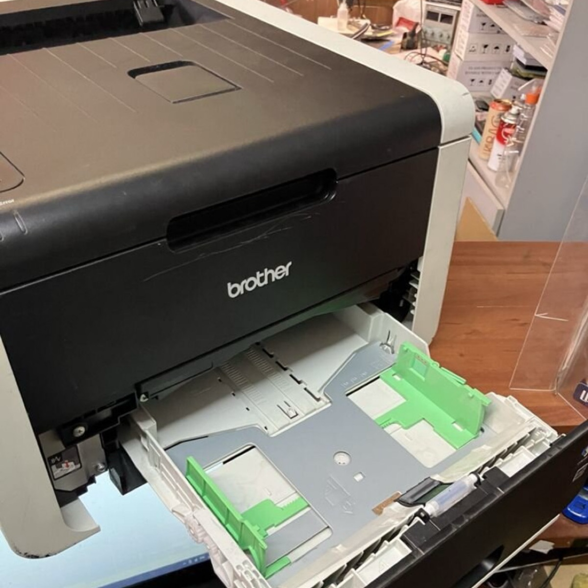 Жужжит, но не печатает