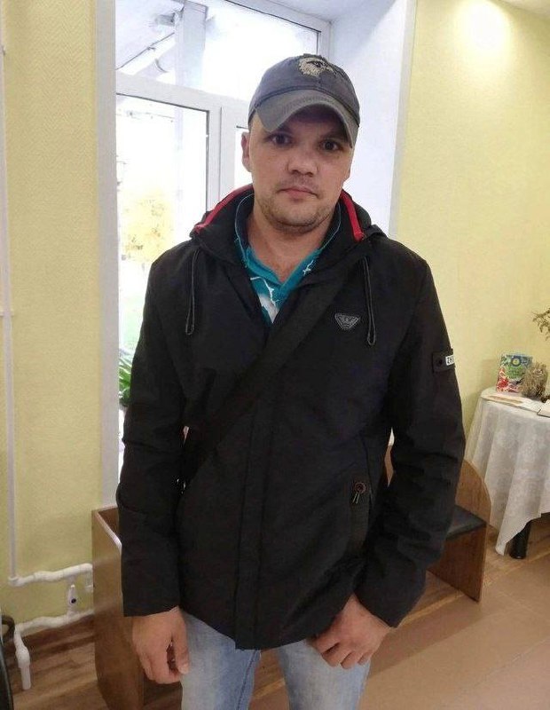 🆘 Рабочего в Кузбассе «зажевал» проходческий комбайн
21 ноября проходчик угольной шахты 36-летний Сергей Глумов (на фото) самостоятельно запустил комбайн для зачистки почвы в центральном конвейерном у... | Сетка — социальная сеть от hh.ru