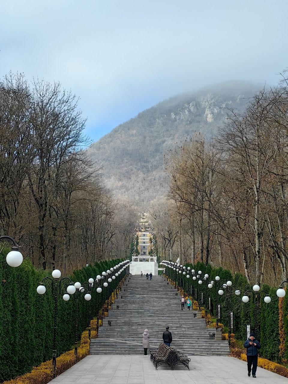 🗺 Прогулка по Железноводску
📷 kaleidoimpressions | Сетка — социальная сеть от hh.ru