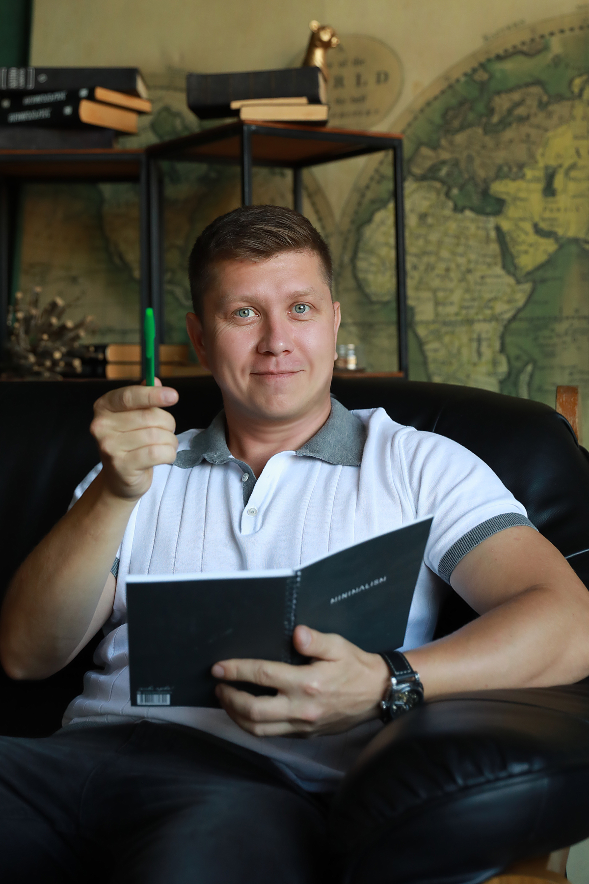 Всем привет я Измайлов Сергей Геннадьевич
Квалифицированный гипнотерапевт-психолог
Приглашаю вас на бесплатную онлайн консультацию!
Работаю с такими запросами как:

Рост в бизнесе и прокрастинация
Сем... | Сетка — социальная сеть от hh.ru