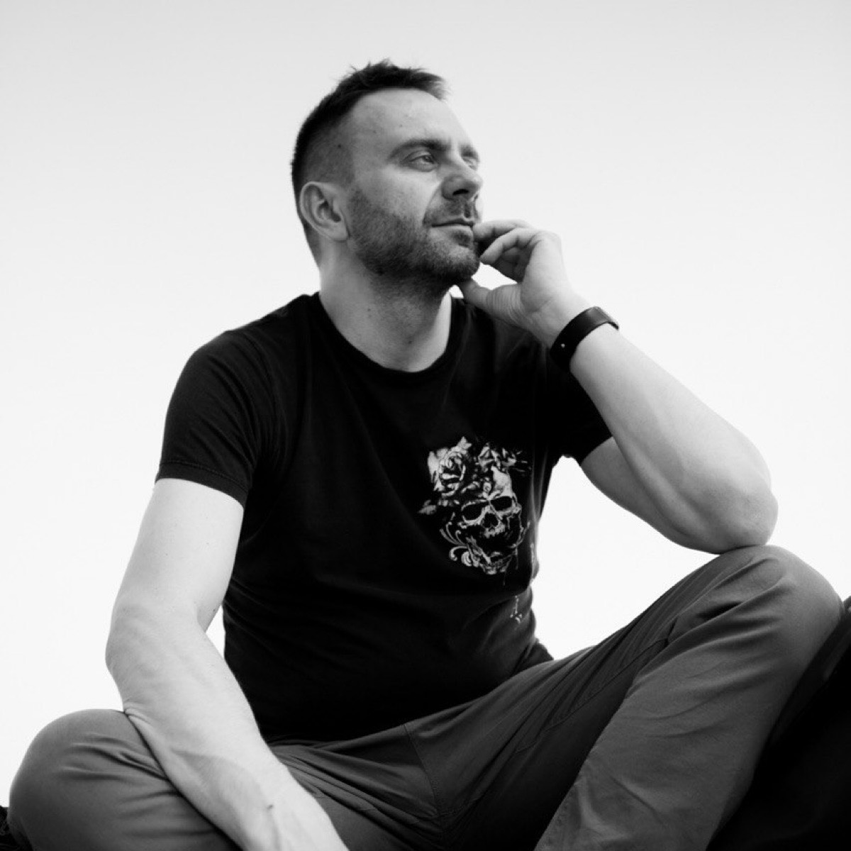 Максим Комельков