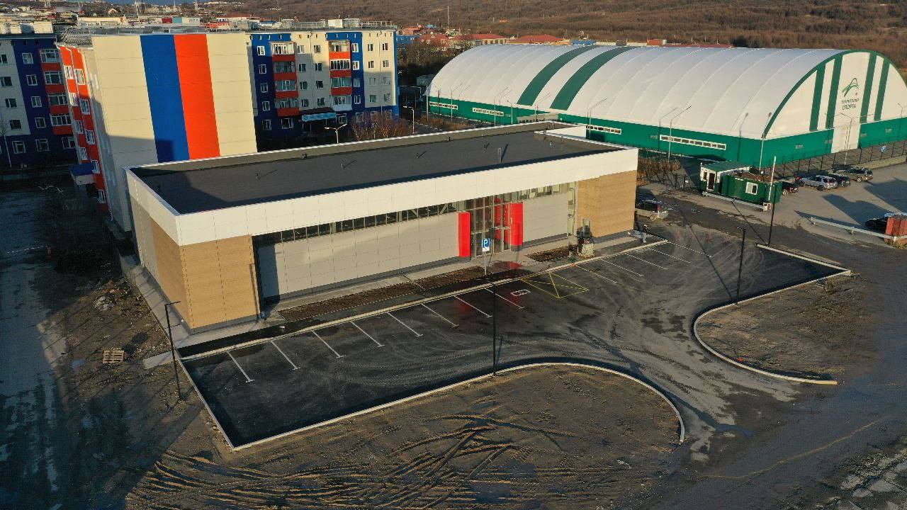 Новый проект: парковка в городе Магадан с установкой светильников LC VEGA 💡
❄️В Магадане уже выпал снег, но это не помешало нам успешно выполнить монтажные работы и установить новые уличные светильник... | Сетка — социальная сеть от hh.ru
