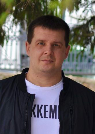 Всем привет! Меня зовут Сергей.
#ищуработу Junior Frontend-разработчиком. Нахожусь в Курске, но открыт для удалённой работы | Сетка — социальная сеть от hh.ru
