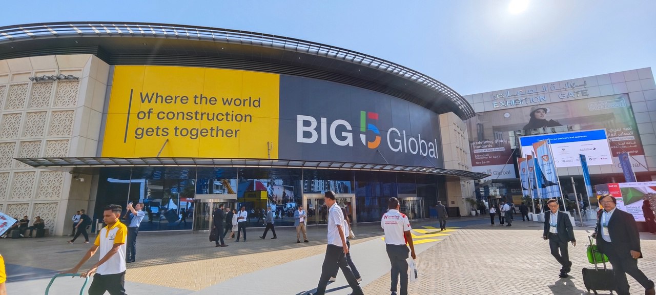 Наши на The Big 5 Global !!!
Если вдруг Вы в Дубае и Вам грустно, поспешите на выставку!!! Сегодня открылась 44-я международная широкопрофильная выставка строительства Big 5 Global 2024 во Всемирном т... | Сетка — социальная сеть от hh.ru
