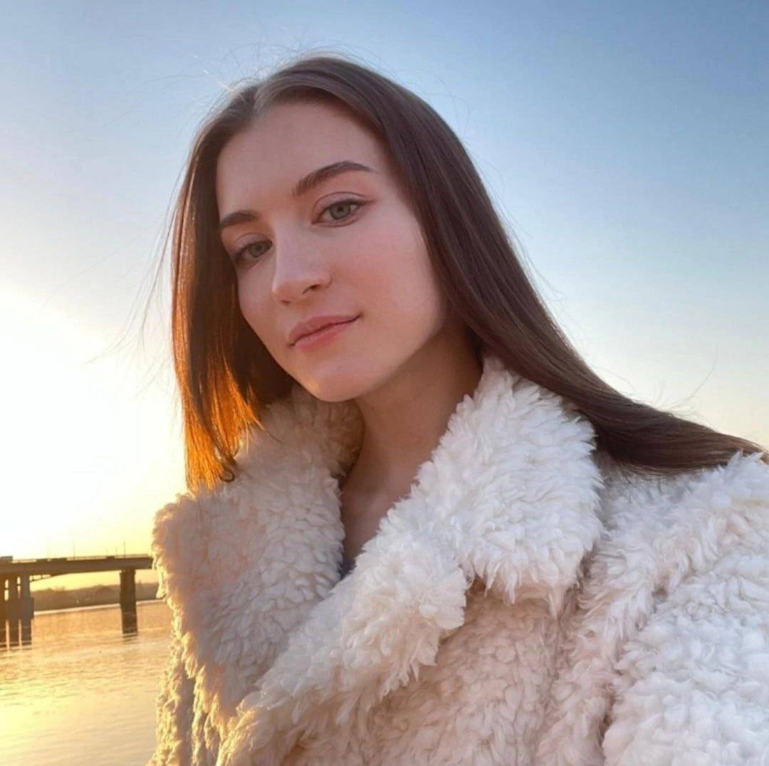 Алена Кузьмичева | Сетка — социальная сеть от hh.ru