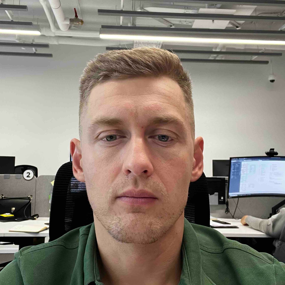 Евгений Леонтьев