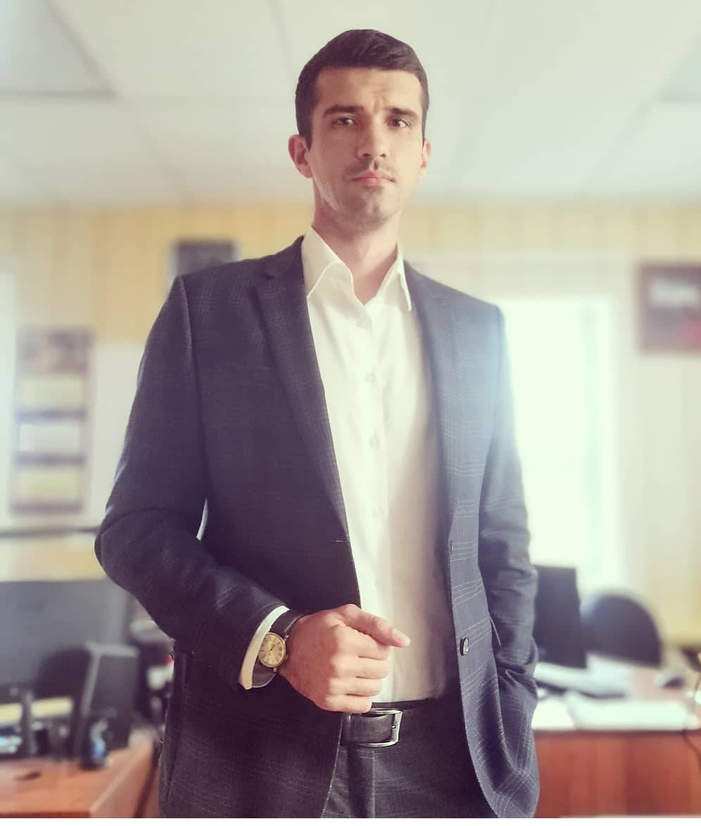 Евгений Гусаров