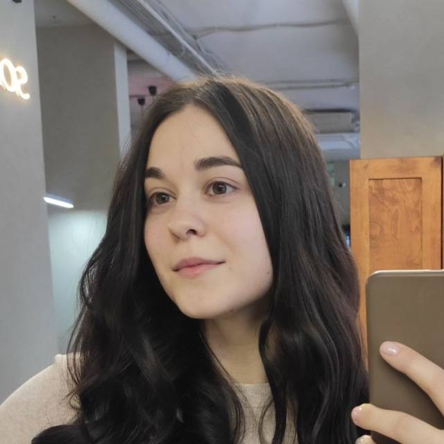 Елизавета Андреевна | Сетка — социальная сеть от hh.ru