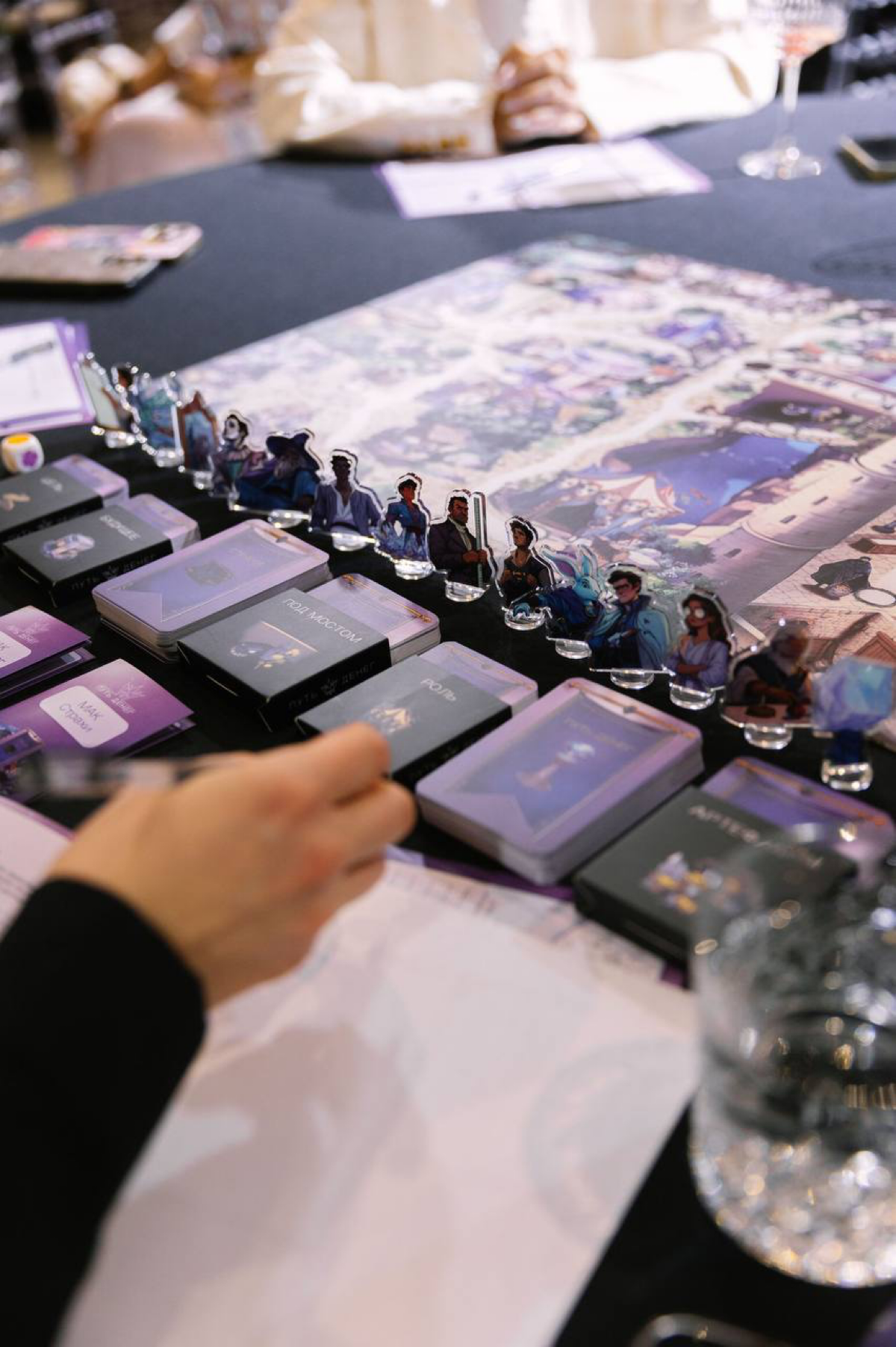 🎲 Трансформационная игра «Путь денег» или стратсессия? Что выбрать?
Когда речь заходит о поиске путей к финансовому благополучию компании или созданию стратегии для роста бизнеса, НЕ МНОГИЕ задумывают... | Сетка — социальная сеть от hh.ru