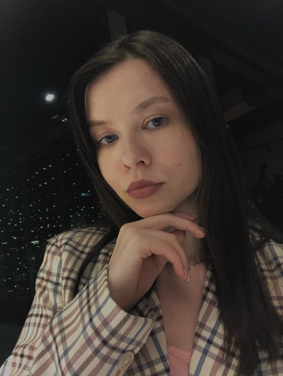 Elena Mokrushina | Сетка — социальная сеть от hh.ru