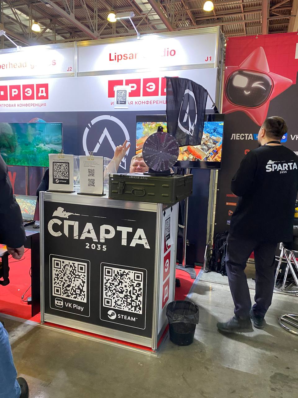 Поймали ребят из Спарты. Это еще одна игра, профинансированная ИРИ.
Выйдет в раннем доступе в начале 2025 в РФ, во второй половине 2025 года в остальном мире.
#Катявещает | Сетка — социальная сеть от hh.ru