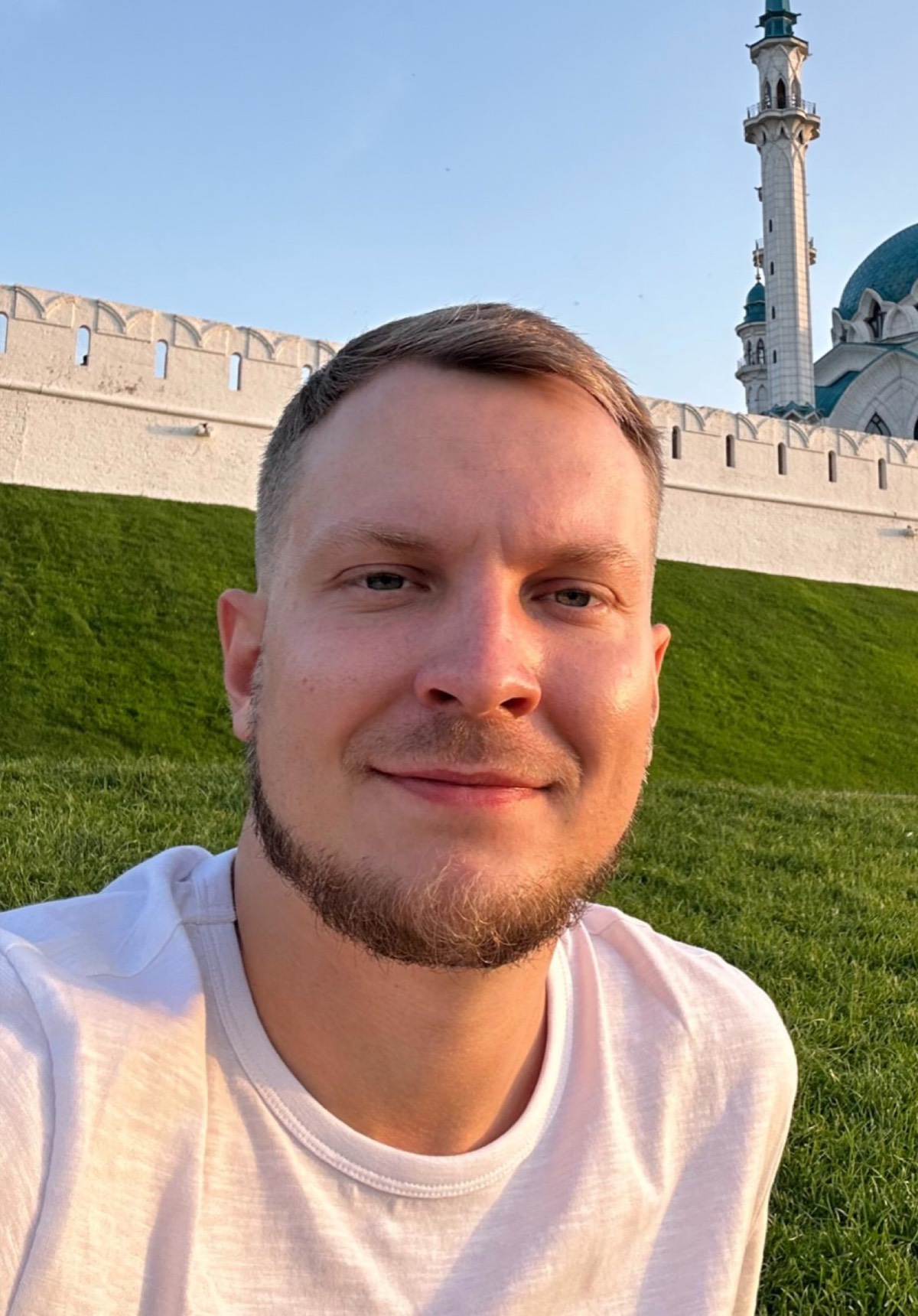 Илья Табаков