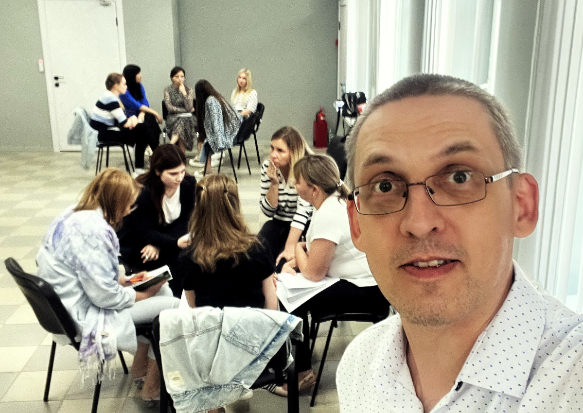 Друзья! Закончил очередной проект по обучению продажам сотрудников одного из приволжских банков и готов принять новый вызов! Наступает высокий сезон, времени подтянуть скиллы ваших продаванов уже прак... | Сетка — социальная сеть от hh.ru