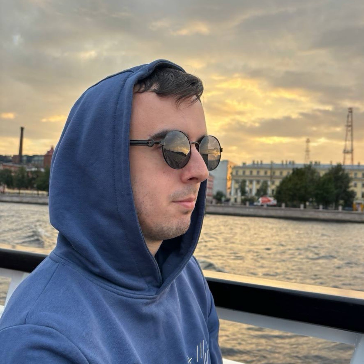 Георгий Кузнецов