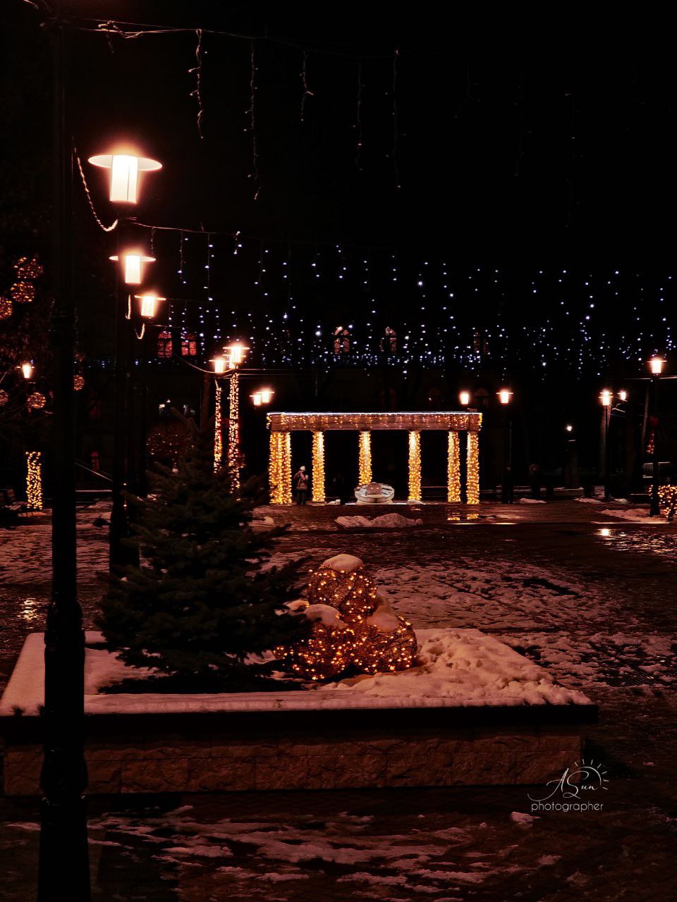 🎄 Новогодняя атмосфера в Ессентуках
Фото: @lifesunlife
@stavdvor | Сетка — социальная сеть от hh.ru