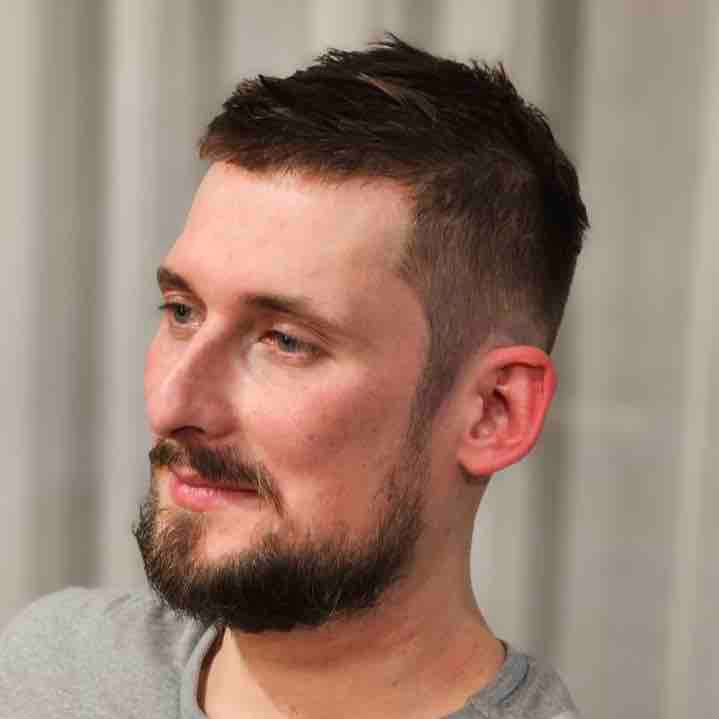 Владимир Хлебников | Сетка — социальная сеть от hh.ru