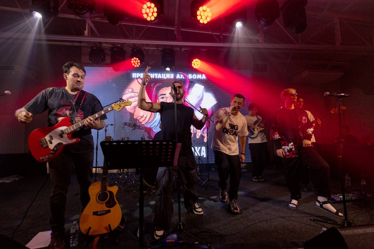 Сетка — социальная сеть от hh.ru