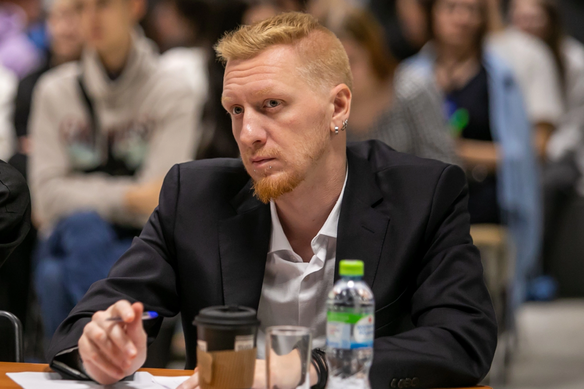 «Человек без мечты словно птица без крыльев»
Кто сказал, зачем сказал, когда сказал - интернет разумного и внятного ответа не даёт | Сетка — социальная сеть от hh.ru