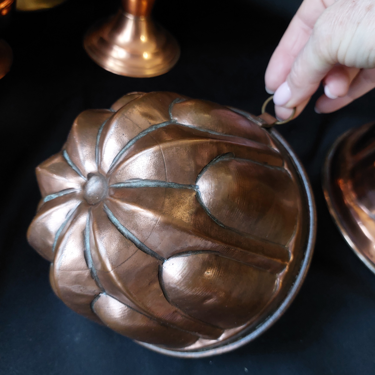 Медные старинные формы из Франции.
Середина 20 века. Два в одном,- и посуда и декор
#винтаж
#винтажнаямедь
#медныеформы | Сетка — социальная сеть от hh.ru