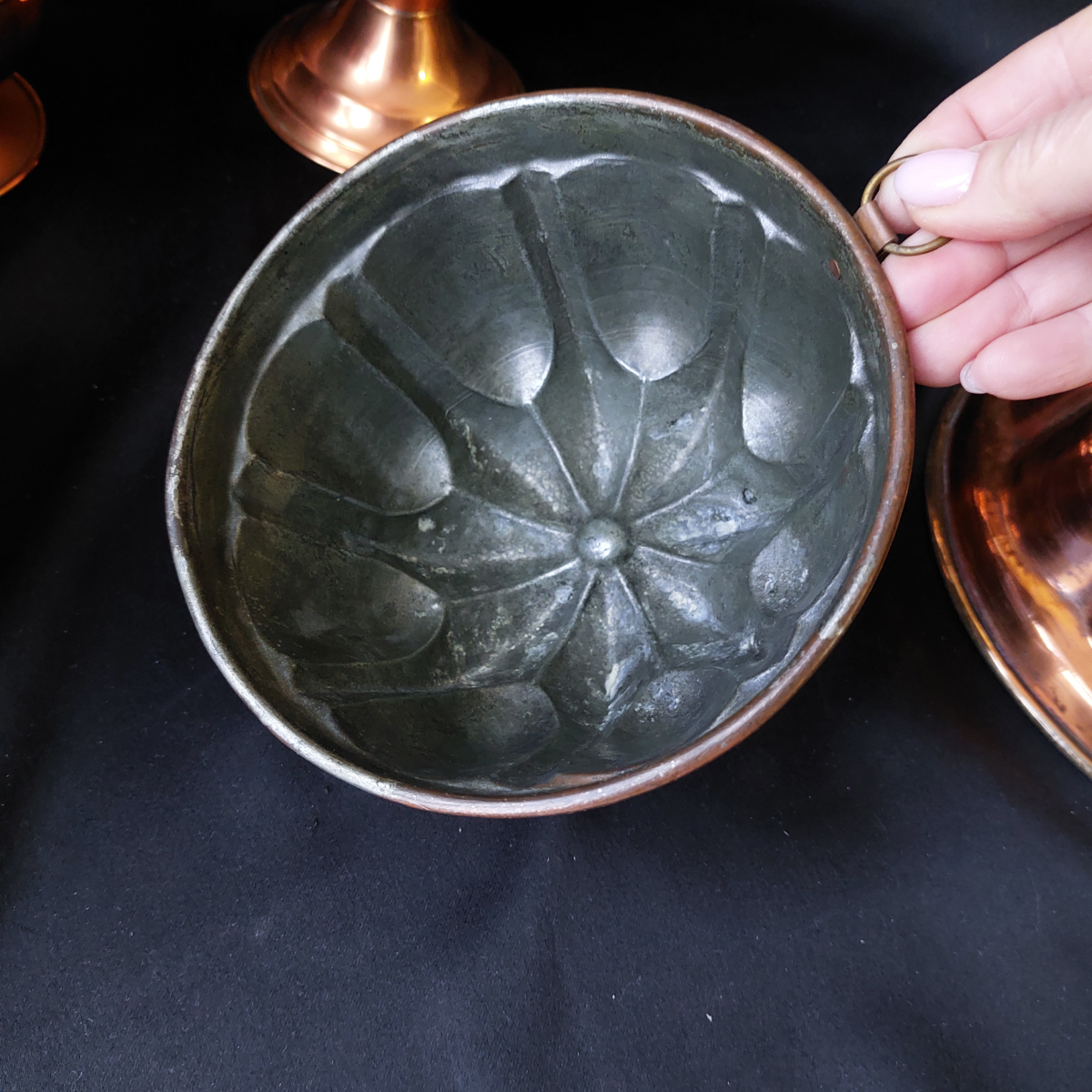 Медные старинные формы из Франции.
Середина 20 века. Два в одном,- и посуда и декор
#винтаж
#винтажнаямедь
#медныеформы | Сетка — социальная сеть от hh.ru