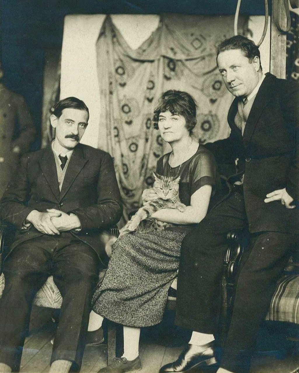 Сюзанна Валадон (1865-1938) начинала как натурщица — позировала для картин Тулуз-Лотрека, Ренуара, Дега. Но потом решила показать коллегам по цеху свои собственные работы | Сетка — социальная сеть от hh.ru