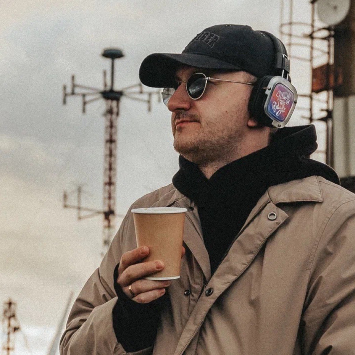 В кино с двух ног